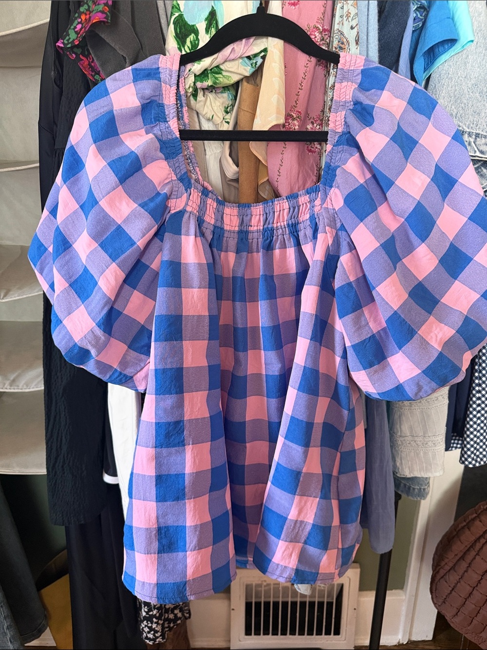 entro Pink and Blue Gingham Puff-Sleeve Peasant Top - Size L
